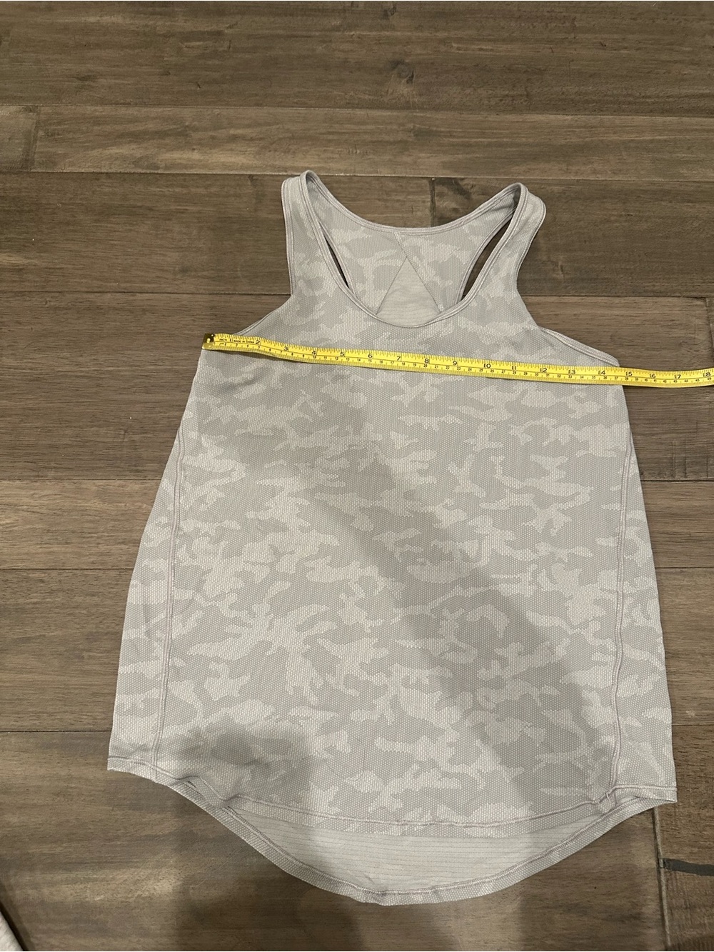 lululemon athletica light gray camo racerback tank, without tag, see measurement